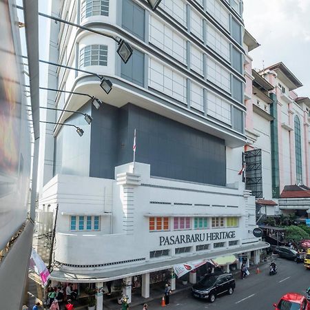 Super Oyo Collection O Hotel Pasar Baru Heritage Bandung Dış mekan fotoğraf