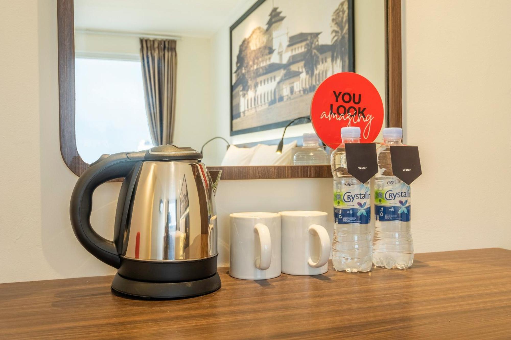 Super Oyo Collection O Hotel Pasar Baru Heritage Bandung Dış mekan fotoğraf