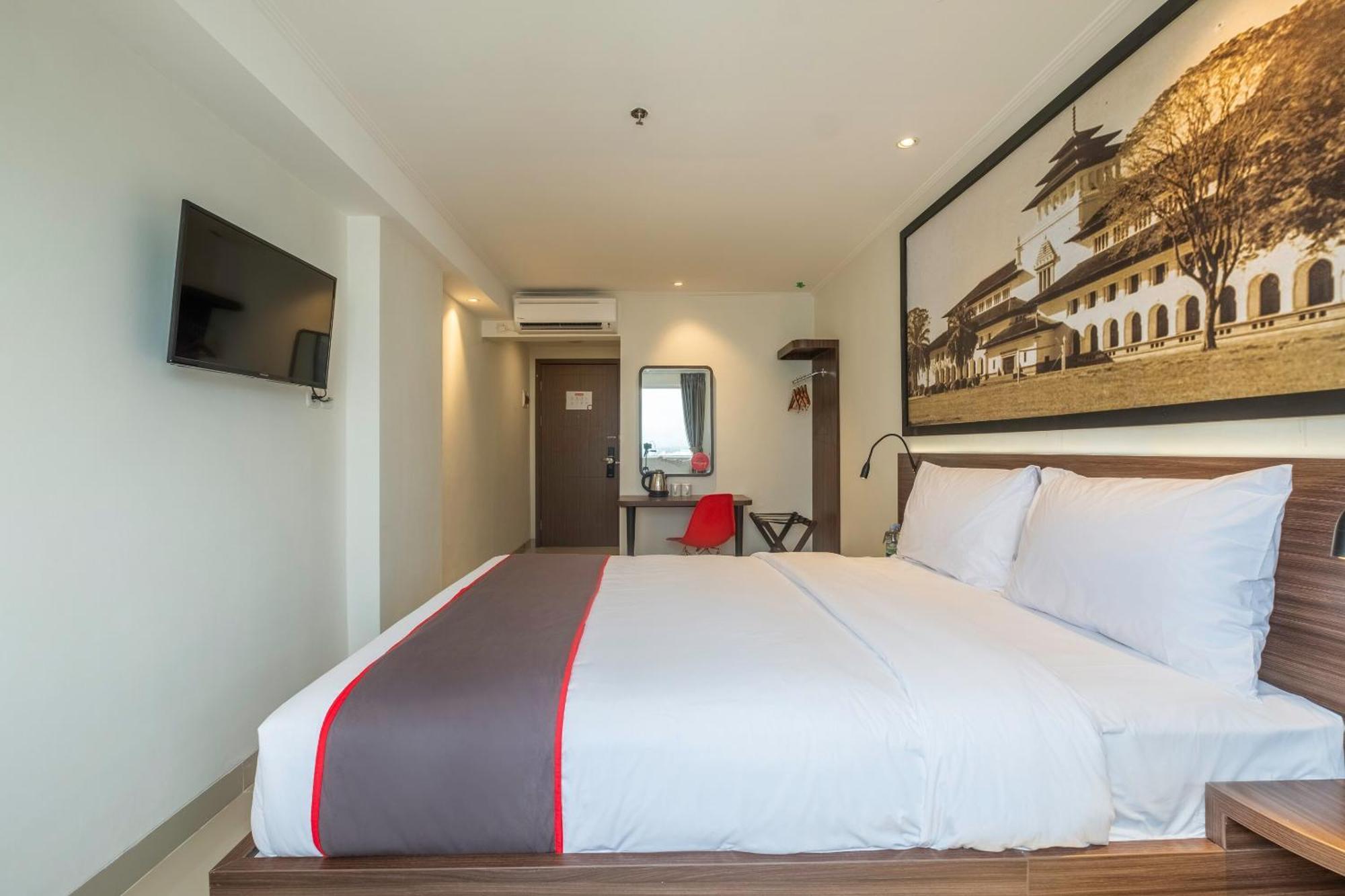 Super Oyo Collection O Hotel Pasar Baru Heritage Bandung Dış mekan fotoğraf