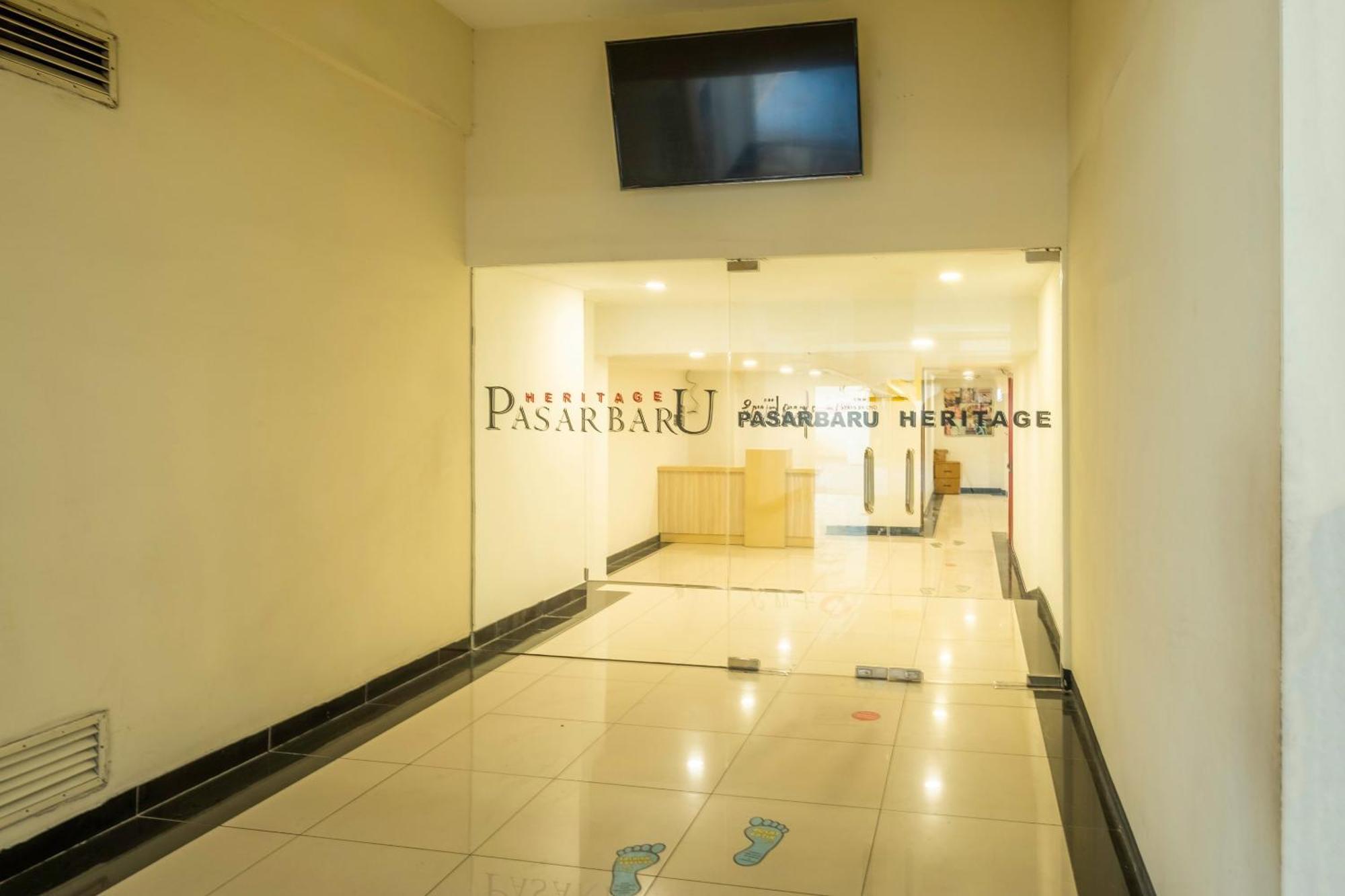 Super Oyo Collection O Hotel Pasar Baru Heritage Bandung Dış mekan fotoğraf